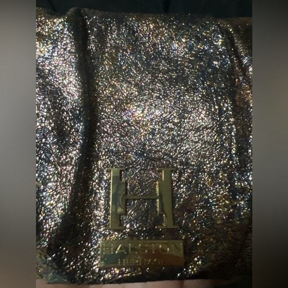 🔥🔥HALSTON HERITAGE beautiful bag 🔥🔥 - Picture 3 of 8